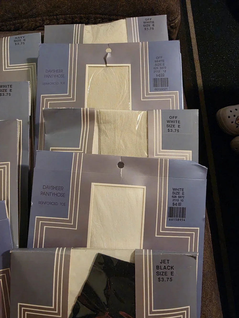 Gloria Vanderbilt Daysheer Reinforced Toe Pantyhose Assortment Of 14